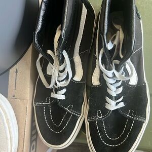 Size 7.5 Women’s high tops